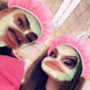 Meet your Posher, Mackenzie